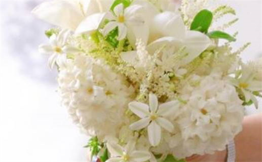 4月30日是黄道吉日吗(4月30日是黄道吉日吗?)