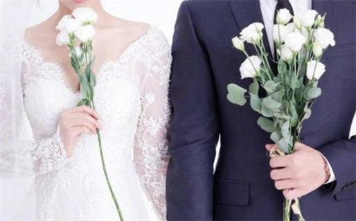 许姓女孩起名(许姓女孩起名100分大气)