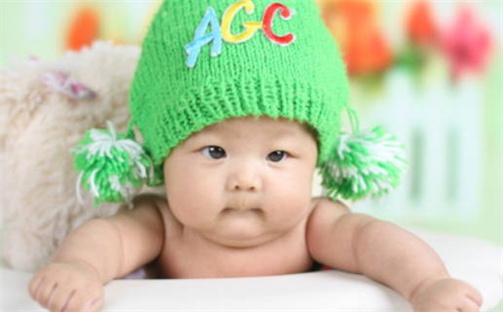 李姓2026/06/05出生男宝宝起名全攻略：名字推荐与禁忌字分析