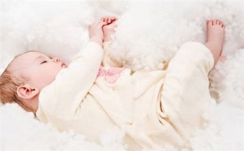 黄姓女生文雅内涵名字精选352个，好听有寓意