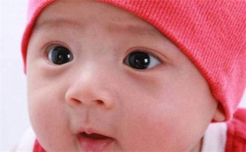 如何给2026年05月26日出生的马姓男宝宝起个好名字？专业分析与建议